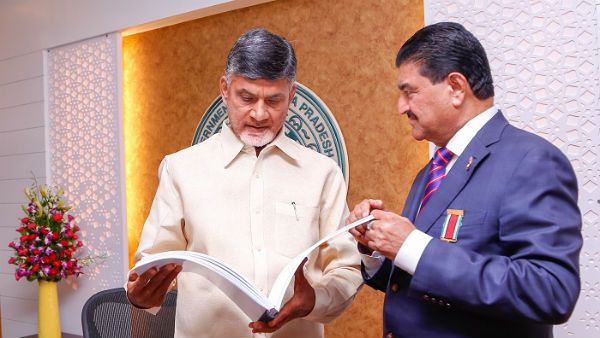 చిక్కుల్లో చంద్రుడు: బీఆర్ శెట్టి హవాలా డీల్స్‌లో సాయం: నాడు ఏపీలో రెడ్ కార్పెట్...!