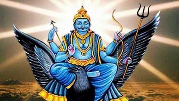 Interesting: పట్టిన శని వీడాలంటే శనిదేవుడికి ఎలాంటి పూజలు చేయాలి?