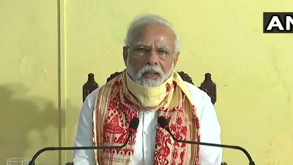 మమతపై మోడీ ప్రశంసలు- తుఫాన్ ఎదుర్కొన్న తీరు అద్భుతమంటూ కితాబు...