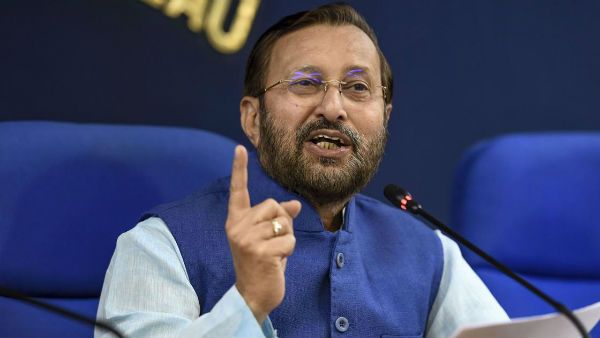 ఆరోగ్య సేతు యాప్ ఉత్తమమైంది..! అసద్ ఆందోళన అనవసరం..! ప్రకాష్ జవదేకర్ వివరణ..!!