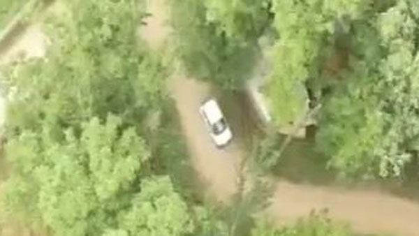 మరో పుల్వామా దాడిని భగ్నం చేసిన భద్రతా దళాలు: కారు పేల్చేశారు(వీడియో)