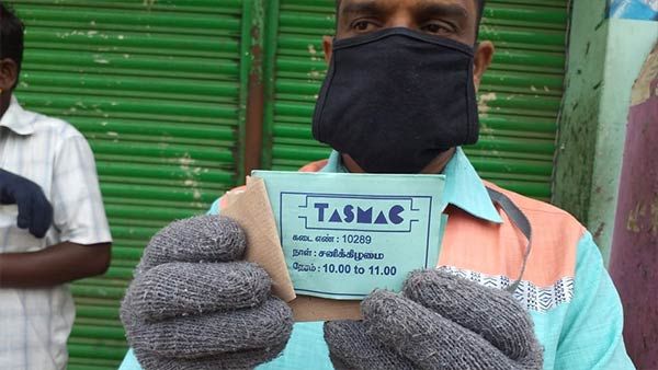 Lockdown: తాగుబోతుల సంఘం జిందాబాద్, ఫెక్సీలు, బ్యానర్లు వైరల్, రోజుకు 500 మందికి, టోకన్లు !