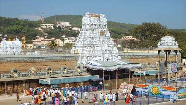 TTDపై లాక్‌డౌన్ ఎఫెక్ట్ : వెంకన్న సిబ్బందికి జీతాల కటకట.. అవి ముట్టుకోలేరు..ఇక్కడ ఆదాయం లేదు..!