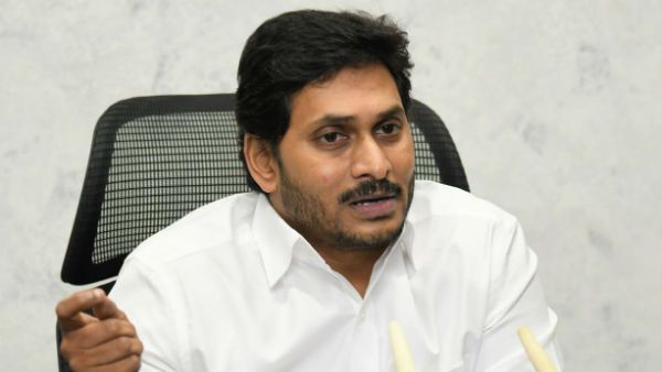 ఏపీలో మద్యం ధరలు పెంచటానికి రీజన్ చెప్పిన సీఎం జగన్ .. ఏం చెప్పారంటే