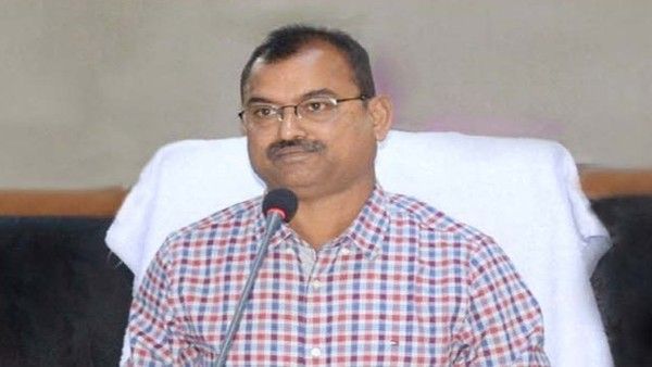 కింది ఉద్యోగి భార్యపై కలెక్టర్ అకృత్యం.. సీఎం సీరియస్.. సస్పెన్షన్, కేసు..