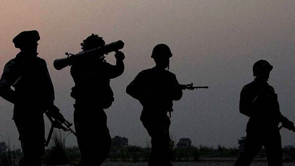 జమ్ముకాశ్మీర్ లో ఉగ్ర వేట .. మునాంద్ లో కొనసాగుతున్న ఎన్ కౌంటర్