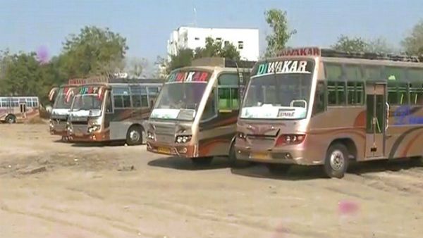 బస్సులుగా లారీలు, నో ఇన్సూరెన్స్, జేసీ ఉమారెడ్డి, గోపాల్ రెడ్డి పేరుతో వాహనాల రిజిస్ట్రేషన్..