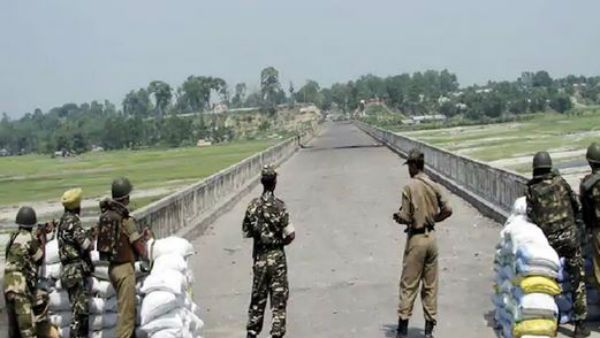 ఆ సరిహద్దుల్లో ఉన్న గ్రామాలకు ప్రభుత్వం ప్రత్యేక ఫోన్లు.. నిమిషానికి ఛార్జ్ ఎంతో తెలుసా...?