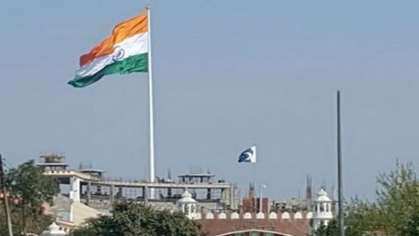 ఐఎస్ఐ అన్నంత పనీ చేసిందా: వెంటాడి..రెక్కీ: పాక్‌లో ఇద్దరు భారత అధికారులు మిస్సింగ్: హైటెన్షన్