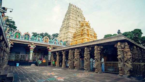 శ్రీశైలం ఆలయ కుంభకోణం కేసు .. ఫేక్ ఐడీలతో అభిషేకం టికెట్ల విక్రయాలు .. 24 మంది అరెస్ట్