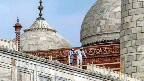 ఉరుములు, మెరుపులతో స్వల్పంగా దెబ్బతిన్న అపురూప కళాఖండం..