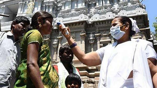 ఏపీ ప్రభుత్వం కీలక నిర్ణయం: తిరుమల వచ్చే భక్తులు, సిబ్బంది 400 మందికి రోజూ కరోనా పరీక్షలు