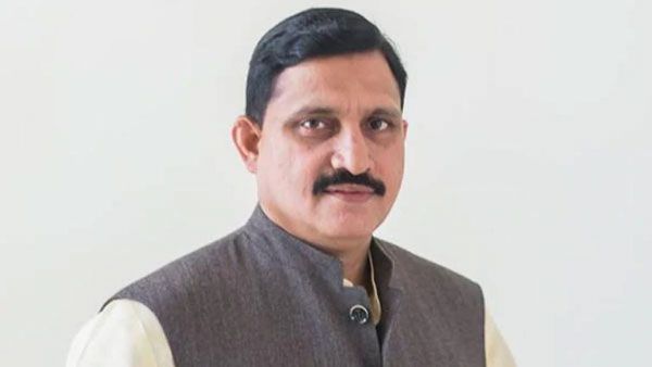 పార్క్ హయత్ మీటింగ్ పై సుజనా క్లారిటీ- రెండు వేర్వేరు మీటింగ్స్ కలిపేశారంటూ ఆగ్రహం..