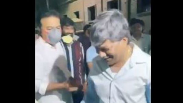 Video: మాస్కు ఇస్తే.. మడిచి జేబులో పెట్టుకున్నారు: పద్మారావుకు కరోనాపై కేటీఆర్ ఆసక్తికరం