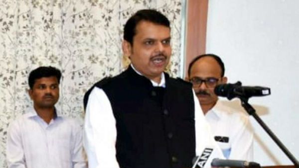 ఆ రాత్రి ఏంజరిగింది...ఫడ్నవీస్ ఏం చేశారు.. ఆర్టీఐలో పిటిషన్, సమాధానం ఇదే..!