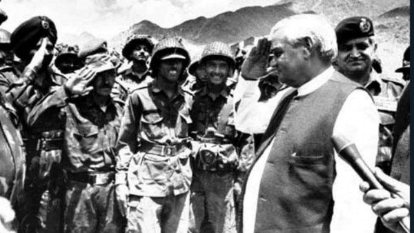 Kargil Vijay Diwas: పాక్ నడ్డి విరిచిన రోజు ఇది.. గొర్రెల కాపరుల సాయంతో.. ఒళ్లు గగుర్పొడిచే వీడియోలు