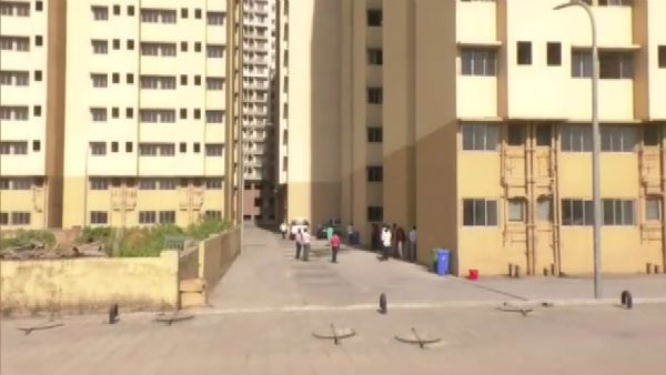 Coronavirus: క్వారంటైన్ లో ఆంటీ ఎర్రగా బుర్రగా ఉందని రేప్, నేను డాక్టర్, వినాలి, మసాజ్ చేస్తే !