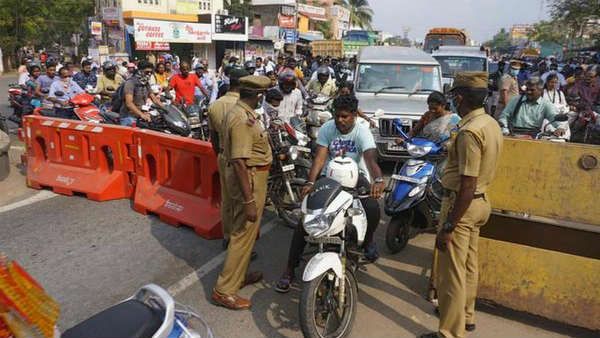 ఏపీ వచ్చే వారికి గుడ్ న్యూస్- ఈ-పాస్ జారీలో సర్కార్ మార్పులు..