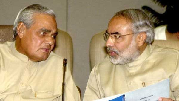 మాటలేకాదు, మౌనమూ ఆయన ఆయుధమే - వాజపేయి వర్ధంతిన జాతి నివాళి - సదైవ్ అటల్ వద్ద నేతల పుష్పాంజలి