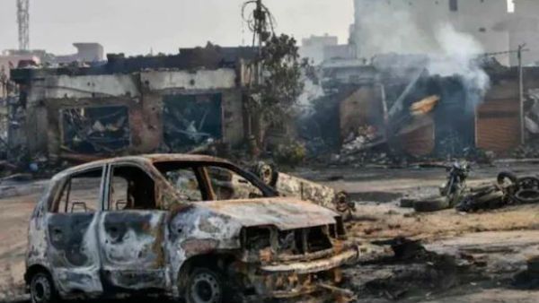 ఢిల్లీ అల్లర్లపై పుస్తకం: చివరి నిమిషంలో సంచలన ప్రకటన, తప్పుకుంటున్నామంటూ..!