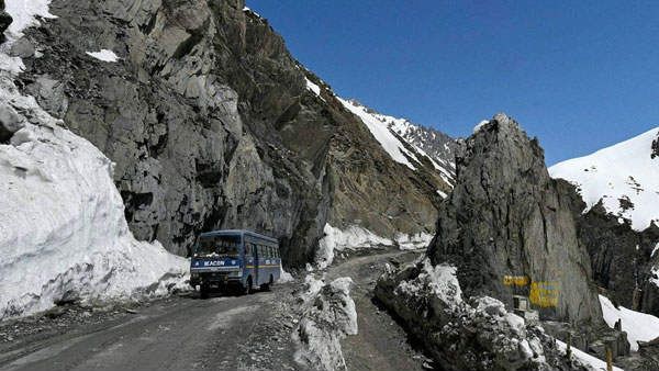 ‘చైనా దురాక్రమణ’పై డాక్యుమెంట్ తొలగించిన రక్షణ శాఖ: నిజాలను మార్చలేరంటూ కాంగ్రెస్