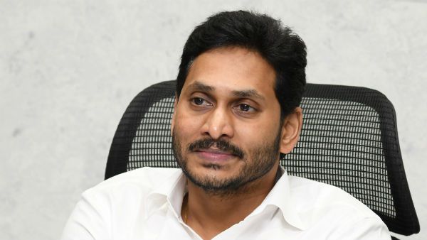 ఏపీలో అక్టోబర్ 15 నుంచి కాలేజీలు - సెప్టెంబర్లో సెట్‌ల పూర్తి- జగన్ ఆదేశాలు...