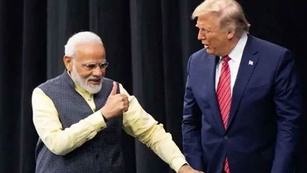 అమెరికా ఎన్నికల్లో మోదీ హల్‌చల్ - ట్రంప్ తొలి ప్రచారంలో హైలైట్ - కమలపై కమలం రుసరుస