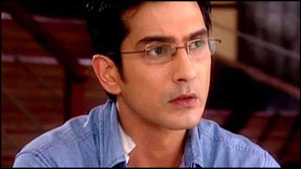 సుశాంత్ సింగ్ రాజ్‌పుత్ డెత్ ప్రకంపనలు తగ్గకముందే.. మరో నటుడు ఆత్మహత్య: నో సూసైడ్ నోట్