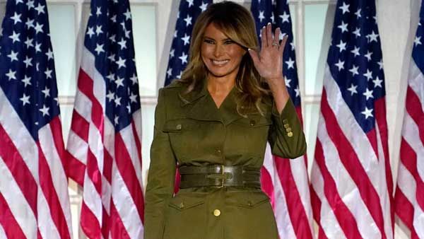 ఇవాంకా విషయంలో కొత్త వివాదంలో మెలానియా ట్రంప్ .. అమెరికా అధ్యక్ష ఎన్నికల వేళ పుస్తక రగడ !!