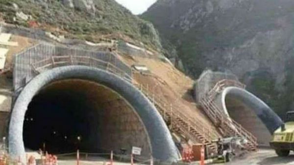 అటల్ టన్నెల్ అద్భుతమే: మనాలి-లేహ్‌లను కలుపుతూ ప్రపంచంలోనే పొడవైన హైవే టన్నెల్