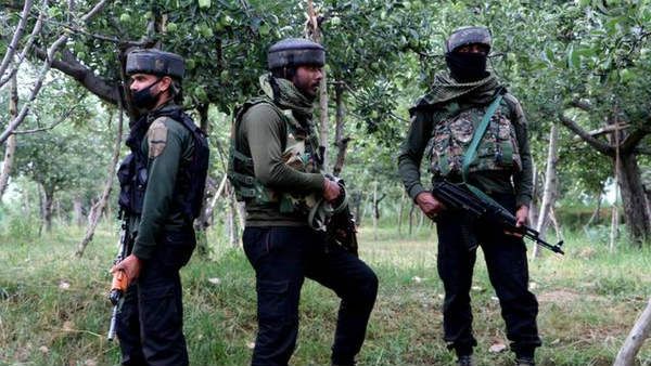 ఇండియన్ ఆర్మీ సంచలన ప్రకటన - షోపియాన్ ఎన్ కౌంటర్ చట్టవిరుద్ధం - జవాన్లపై చర్యలు