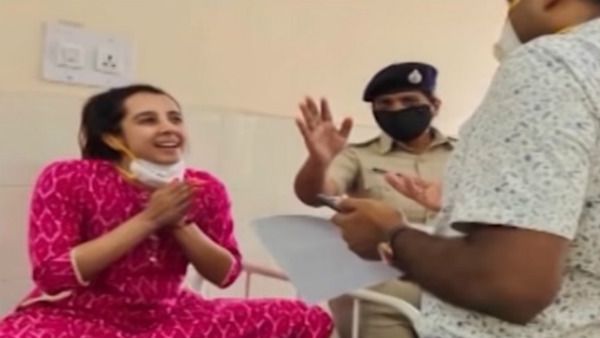 Drug racket: నన్ను బకరా చేసి సంకనాకించేశారు, సంజనా ఫైర్, గ్యారెంటీ లేదు, నాతల్లే, నంగనాచి !