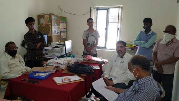 ఏపీలో ప్రభుత్వ కార్యాలయాలలో ఏసీబీ అధికారుల దాడులు... ఉద్యోగుల్లో గుబులు