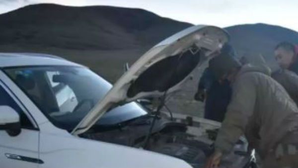 మరోసారి మానవత్వాన్ని చాటుకున్న ఇండియన్ ఆర్మీ: ముగ్గురు చైనీయులకు సాయం..