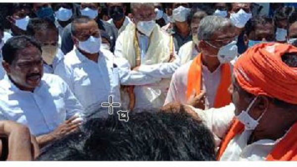 అంతర్వేదిలో ఏపీ మంత్రులకు చుక్కెదురు, అడ్డుకున్న వీహెచ్‌పీ, బజరంగ్ దళ్..తోపులాట