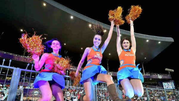 నో చీర్ గర్ల్స్..నో ఆడియన్స్: బట్.. అదే ఎఫెక్ట్: క్రికెట్ హిస్టరీలో ఫస్ట్‌టైమ్