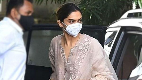 డ్రగ్స్ కేసు : ఎన్‌సీబీ ప్రశ్నలకు ఉక్కిరిబిక్కిరైన దీపికా... తట్టుకోలేక 3 సార్లు ఏడ్చేసింది...