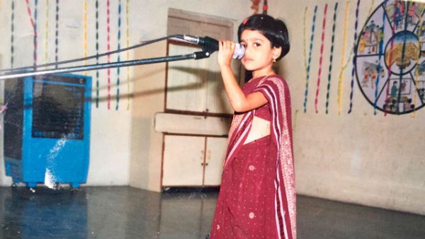 చిన్నారులే టీచర్లుగా .. సరదా వేడుకకు కరోనా ఎఫెక్ట్ ... తొలిసారి సోషల్ మీడియా,డిజిటల్ వేదికలలో టీచర్స