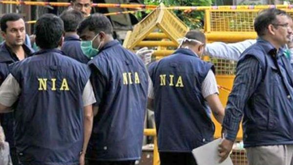 విశాఖ హనీట్రాప్: గూఢచర్యం కేసులో బిగ్ ఫిష్: కింగ్‌పిన్ అరెస్ట్: గోధ్రాలో: పాక్ ఏజెంట్‌గా