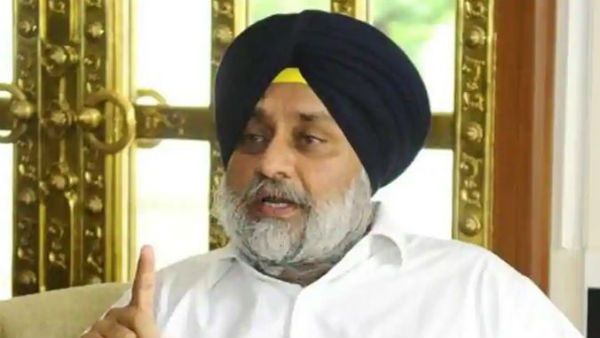 ఆ బిల్లులపై సంతకాలు చేయొద్దు: రాష్ట్రపతికి సుఖ్‌బీర్ సింగ్ బాదల్ వినతి