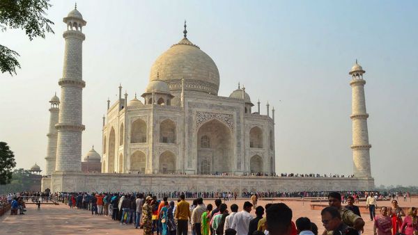 సందర్శకుల కోసం తెరుచుకోనున్న తాజ్ మహల్ .. ఎప్పుడంటే