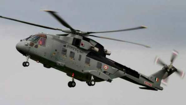 అగస్టా వెస్ట్‌ల్యాండ్ స్కామ్ : మాజీ కాగ్,నలుగురు ఐఏఎఫ్‌ల విచారణకు అనుమతి కోరిన సీబీఐ