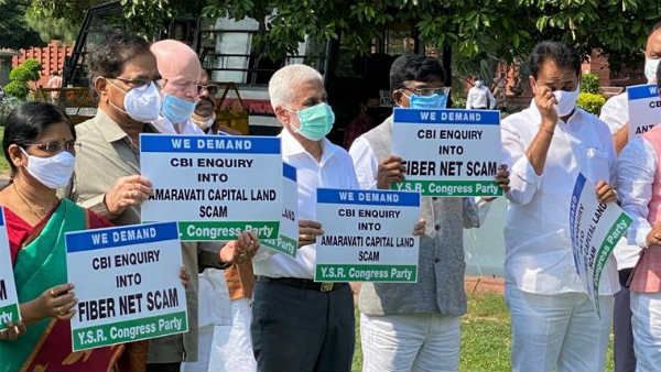 హైకోర్టు తీర్పులపై కేంద్రం జోక్యం కోరిన వైసీపీ- అమరావతి, ఫైబర్‌ గ్రిడ్‌పై సీబీఐ విచారణ కూడా..