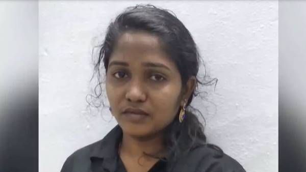 Company Boss: స్టార్ హోటల్ లో ఉద్యోగినితో ఊగిపోయాడు, వీడియో, దూలతీరింది ఎదవకి, కింగ్ పిన్ !