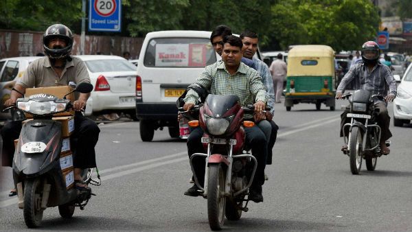 హెల్మెట్ లేకుండా ద్విచక్ర వాహనం నడిపితే.. 3 నెలలపాటు డ్రైవింగ్ లైసెన్స్ రద్దు