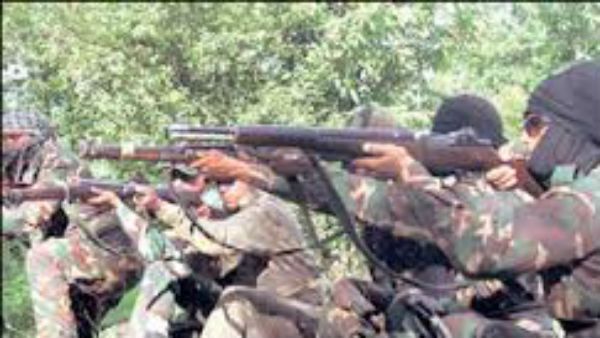 అడవిలో అలజడి ... దండకారణ్యంలో ఆపరేషన్ ప్రహార్.. మావోల టార్గెట్ గా పది వ్యూహాలు