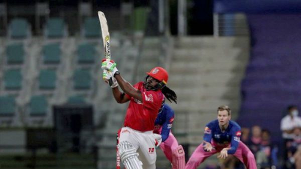 టీ-20 చరిత్రలోనే సరికొత్త రికార్డు... 1000 సిక్సర్లు కొట్టిన క్రిస్‌గేల్