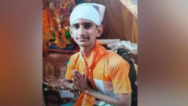 యువతితో స్నేహం: ఫ్రెండ్స్‌తో కలిసి చితక్కొట్టిన సోదరుడు, యువకుడు మృతి, ఐదుగురి అరెస్ట్