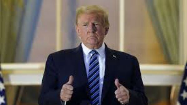 'డబుల్ థంబ్స్ అప్‌' చూపించారు సరే... పూర్తిగా కోలుకున్నట్లేనా.. ట్రంప్ డిశ్చార్జిపై ప్రశ్నలు...