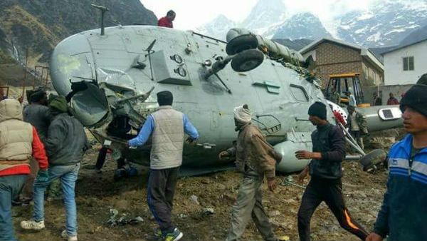 Video:రెండేళ్ల తర్వాత బయటపడ్డ చాపర్ శిథిలాలు.. మోసుకెళ్లిన ఐఏఎఫ్ చినూక్ హెలికాఫ్టర్